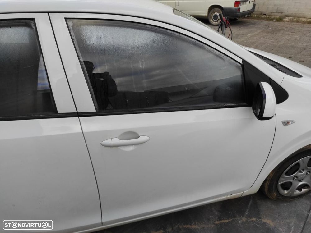 PORTA FRENTE DIREITA KIA PICANTO JA - 1