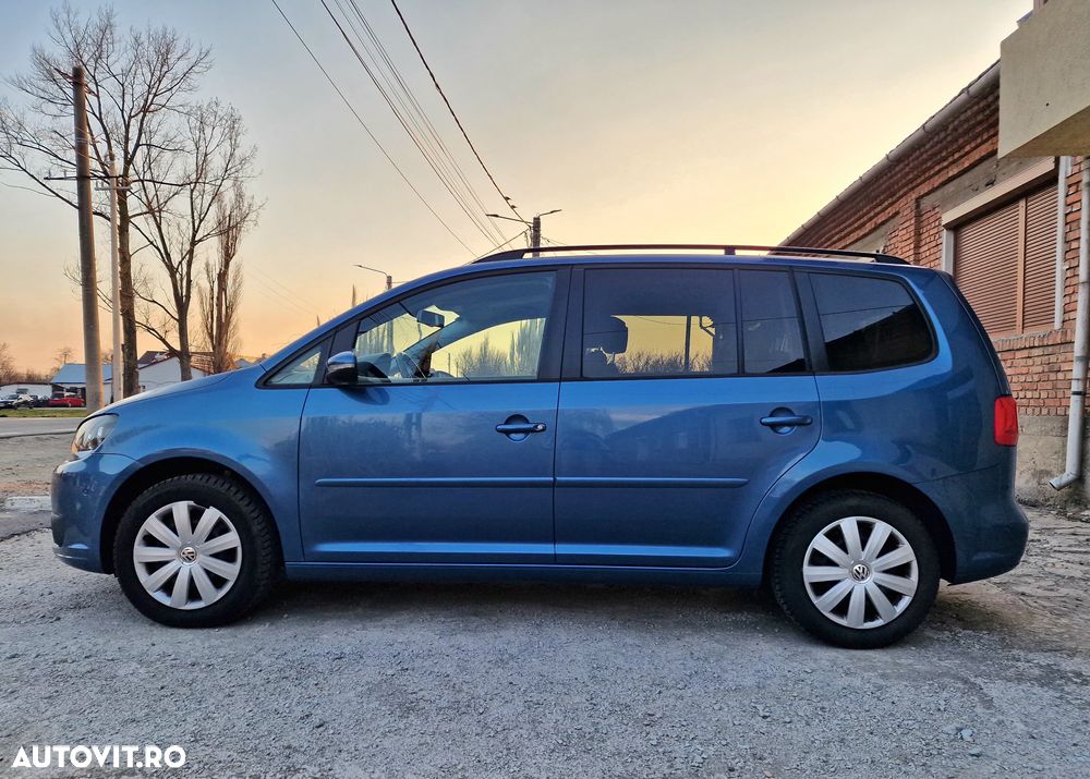 Volkswagen Touran 1.6 TDI DPF BlueMotion Technology Comfortline - 5