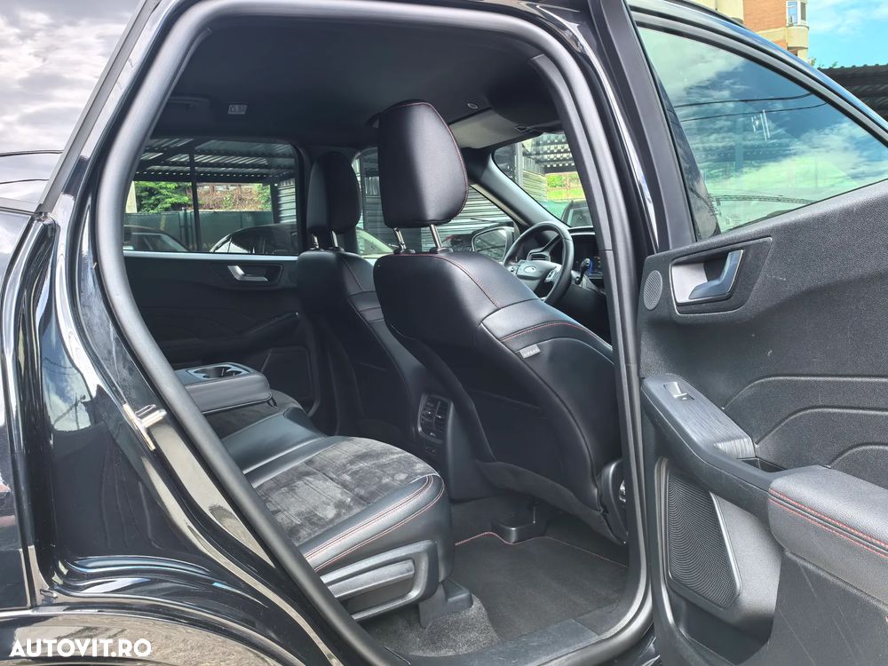 Ford Kuga 2.5 Duratec PHEV ST-LINE X - 17