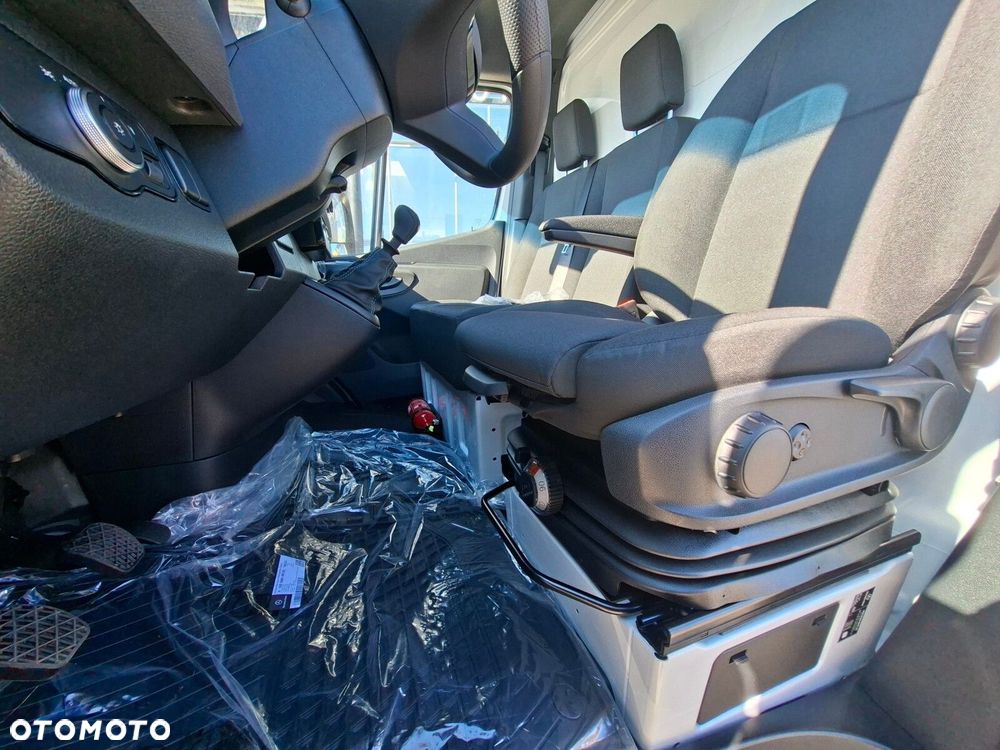 Mercedes-Benz Sprinter Sprinter - 11