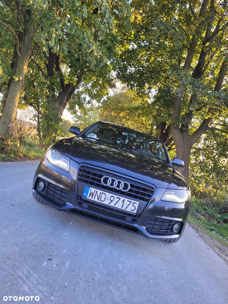 Audi A4 - 1