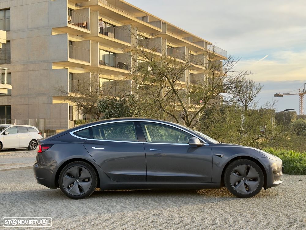 Tesla Model 3 Standard Range Plus RWD - 5