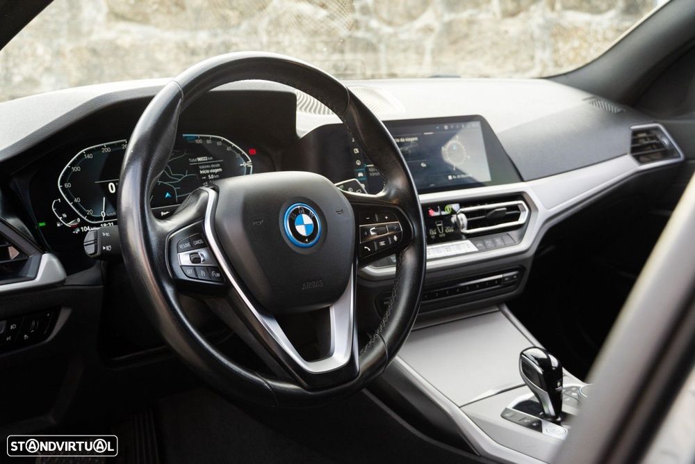 BMW 320 e Line Sport Auto - 8