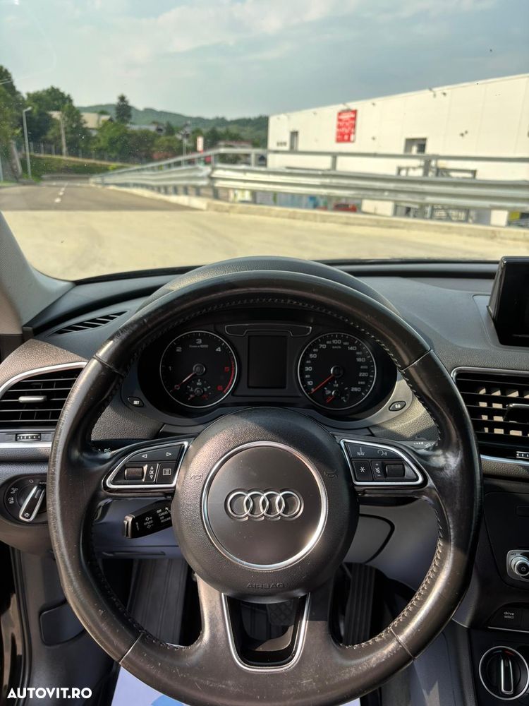 Audi Q3 2.0 TDI Quattro S tronic - 8