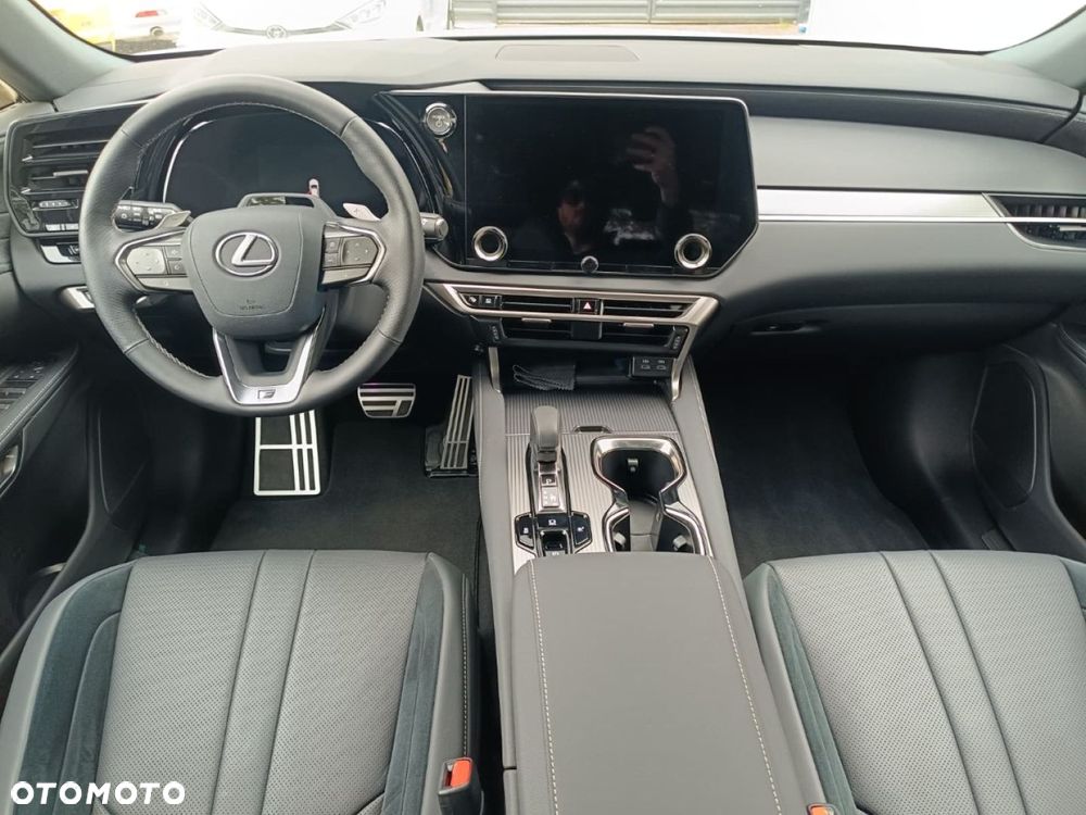 Lexus RX - 22