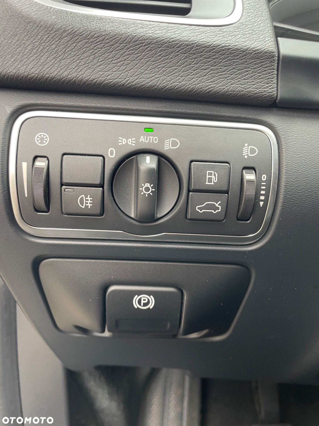 Volvo V60 D2 Summum - 18