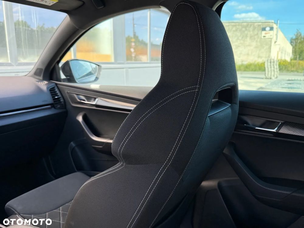 Skoda Karoq 1.5 TSI DSG Sportline - 8