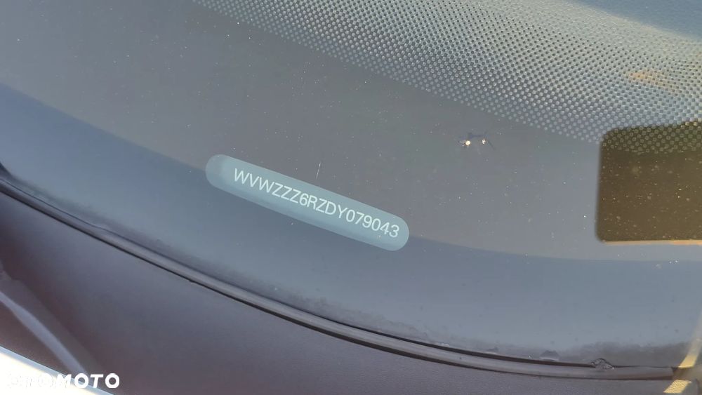 Volkswagen Polo 1.6 TDI Blue Motion Style - 32