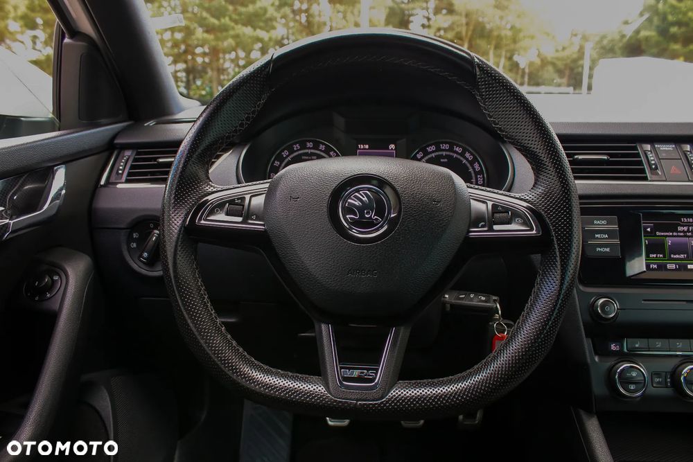 Skoda Octavia 2.0 TDI (Green tec) RS - 30