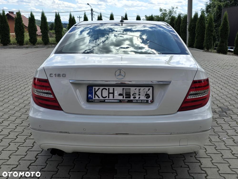 Mercedes-Benz Klasa C 180 CGI Automatik BlueEFFICIENCY SPORT EDITION - 6