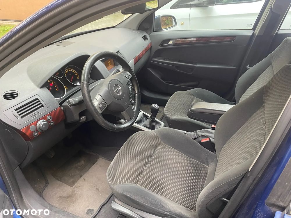Opel Astra - 12