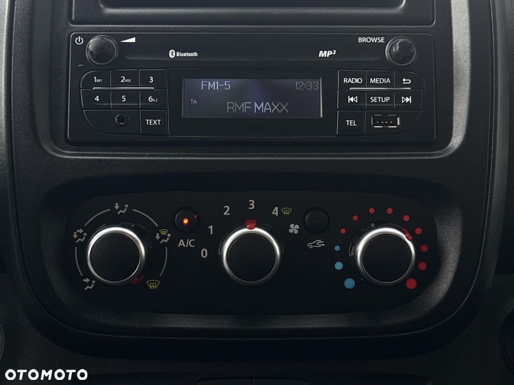 Renault trafic - 12