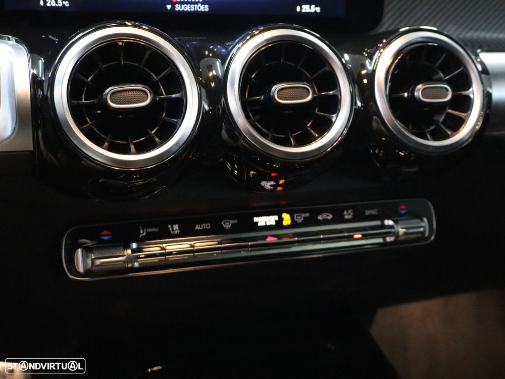 Mercedes-Benz GLB 180 d AMG Line - 18