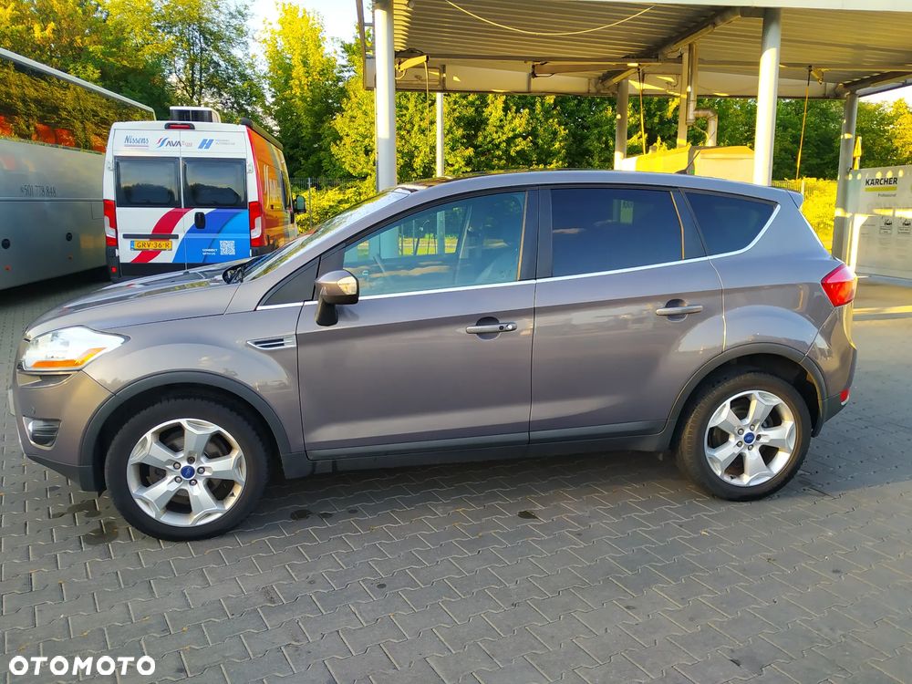 Ford Kuga 2.0 TDCi 4x4 Trend - 2