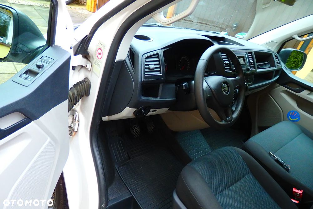 Volkswagen Transporter - 10