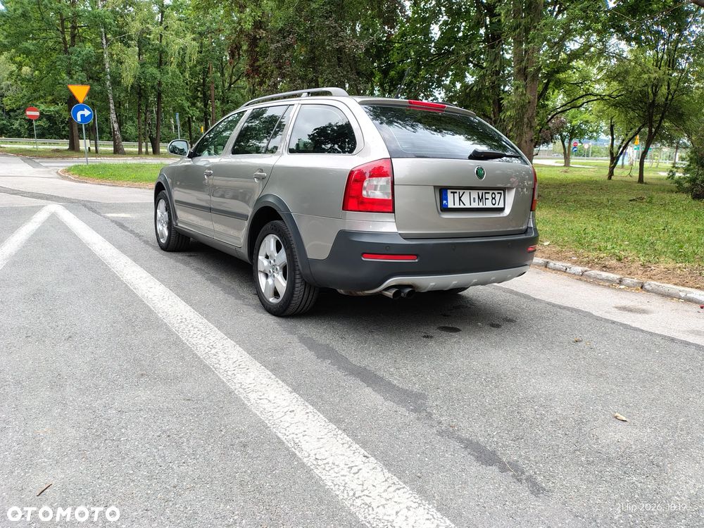 Skoda Octavia 1.8 TSI 4x4 Elegance - 2