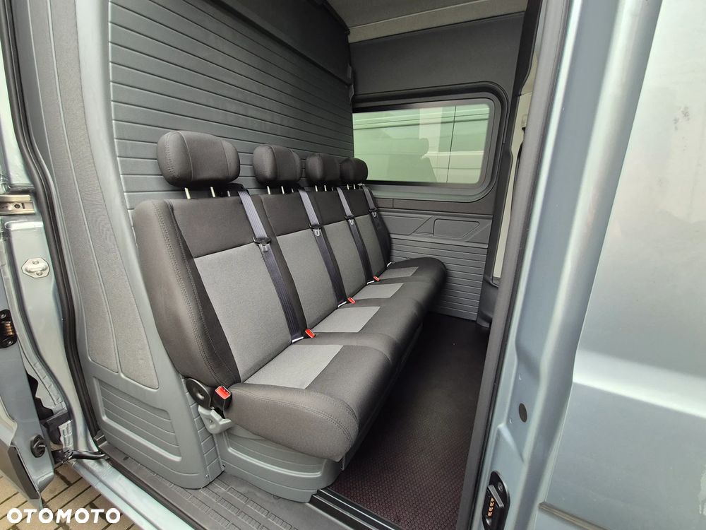 Volkswagen Crafter 35 - 10