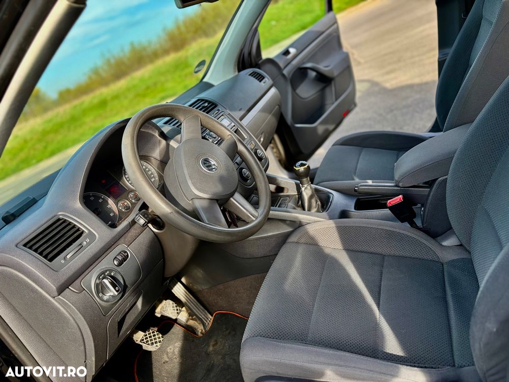 Volkswagen Golf 1.6 FSI Tour - 7