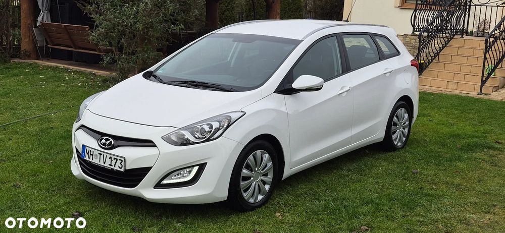 Hyundai i30 i30cw 1.6 CRDi blue Classic - 1