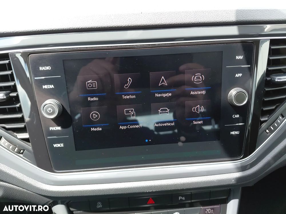 Volkswagen T-Roc - 26