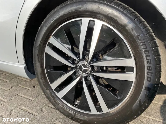Mercedes-Benz Klasa A 180 Progressive 7G-DCT - 9