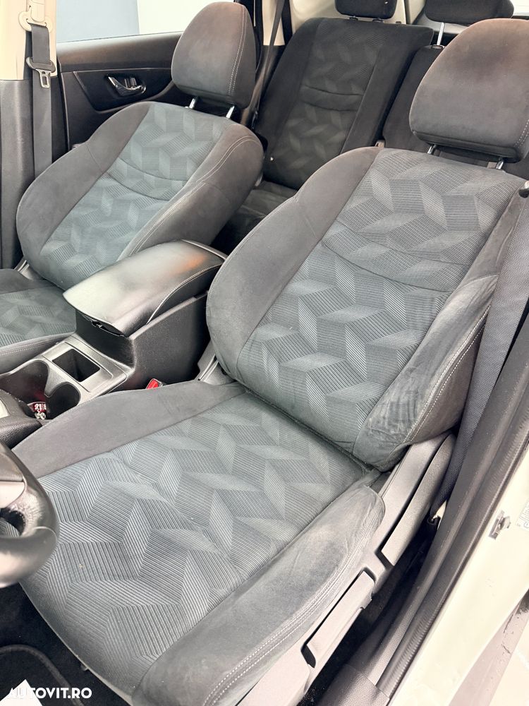 Nissan X-Trail 1.6 dCi N-Connecta - 22