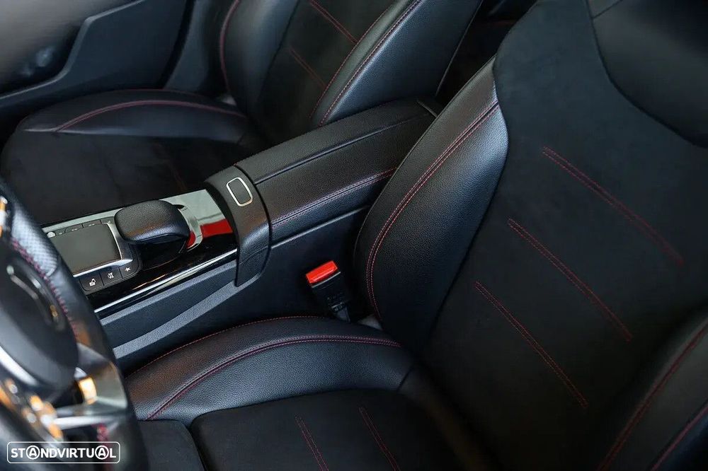 Mercedes-Benz A 180 - 23