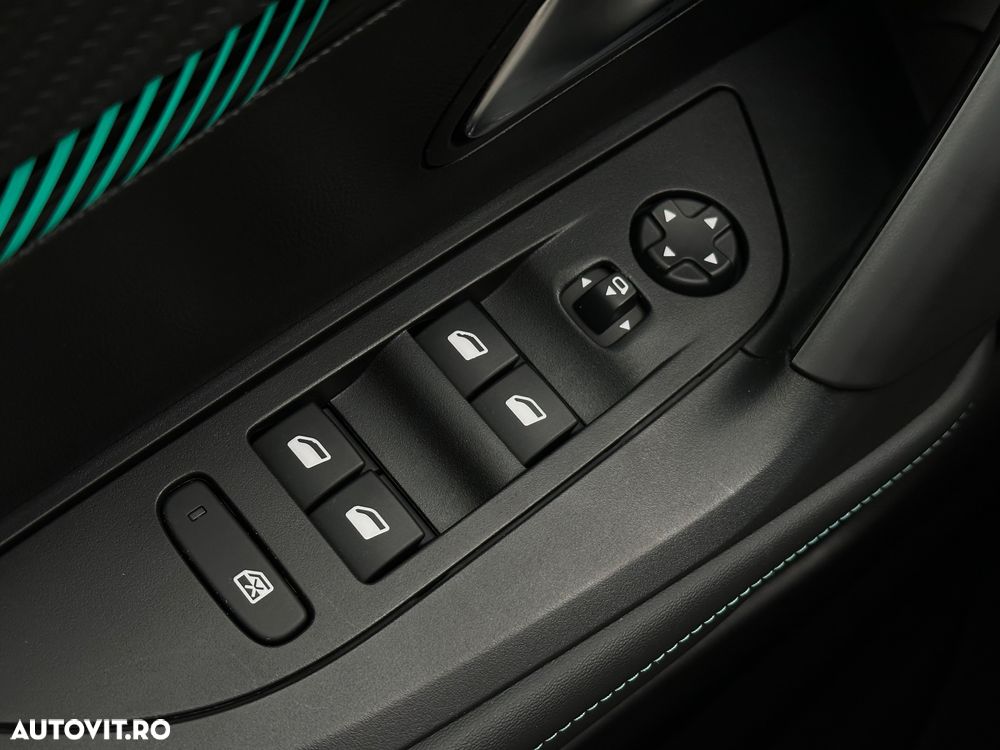 Peugeot 2008 PureTech 130 EAT8 Allure - 31