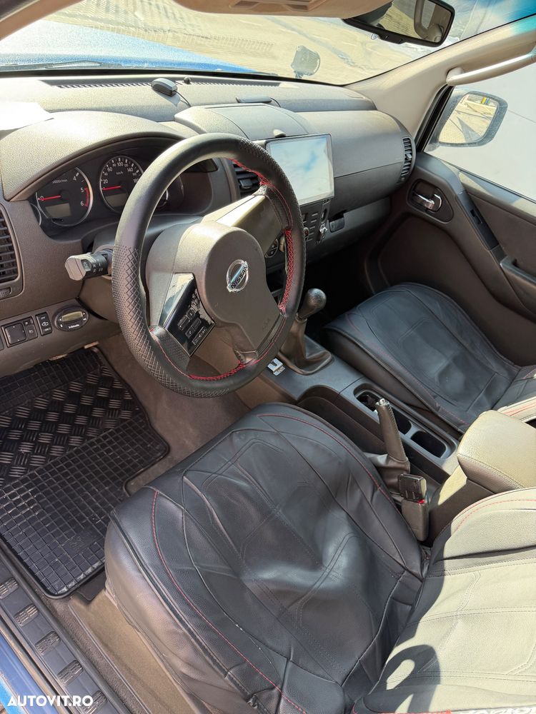 Nissan Pathfinder 2.5 dCi SE - 6