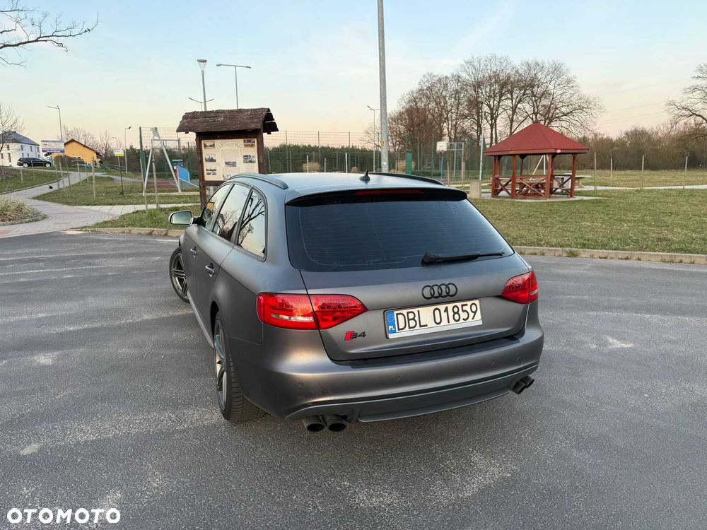 Audi S4 Avant - 7