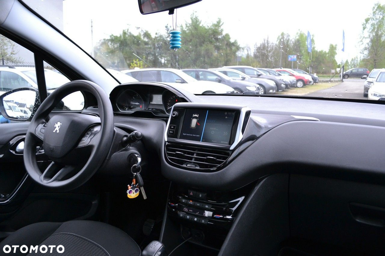 Peugeot 208 1.2 PureTech Allure - 13