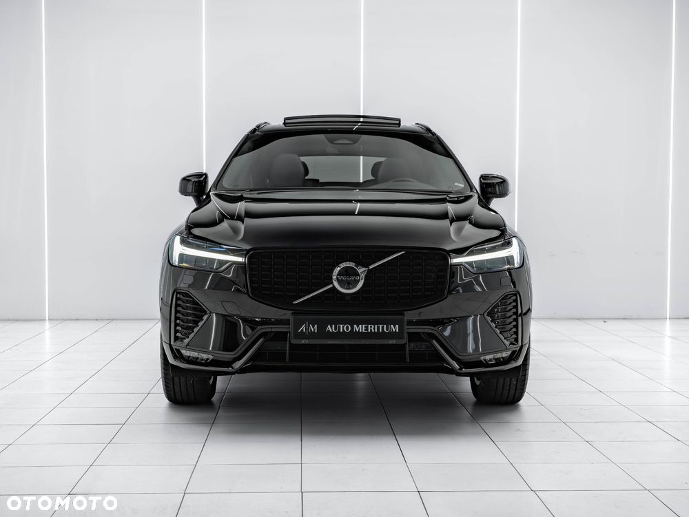 Volvo XC 60 B4 D AWD Plus Dark - 5