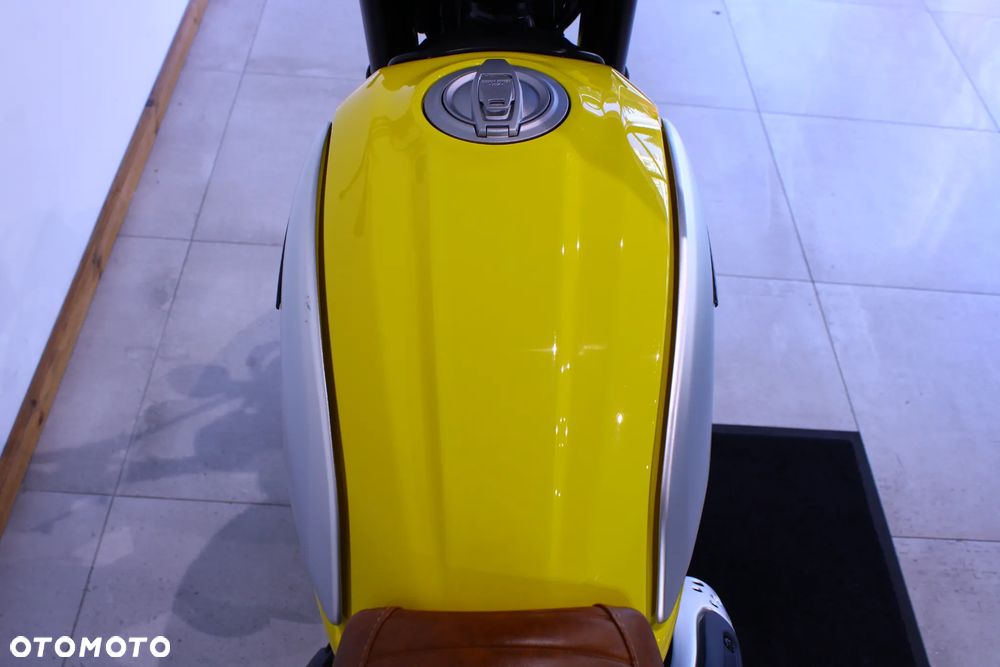 Ducati Scrambler - 11