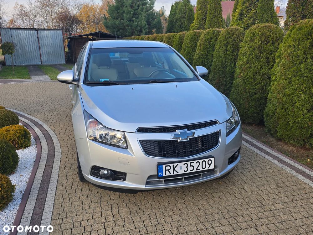 Chevrolet Cruze 1.6 LS - 2