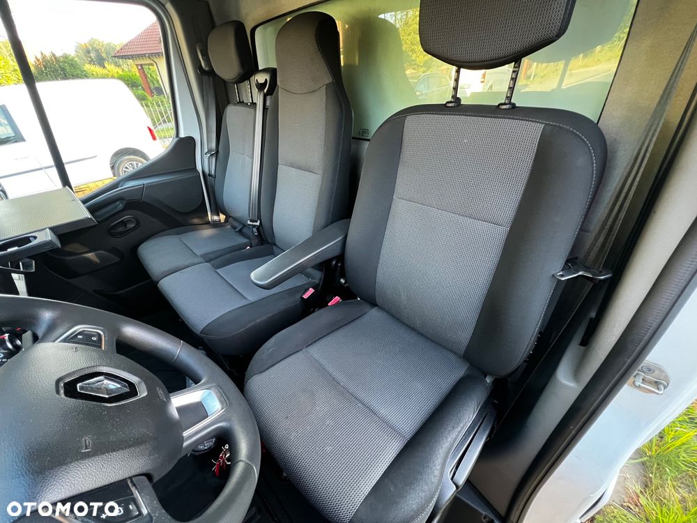 Renault Master - 24