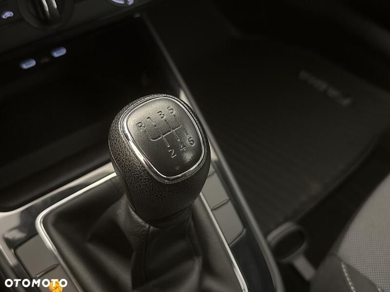 Skoda Fabia 1.0 TSI Ambition - 19