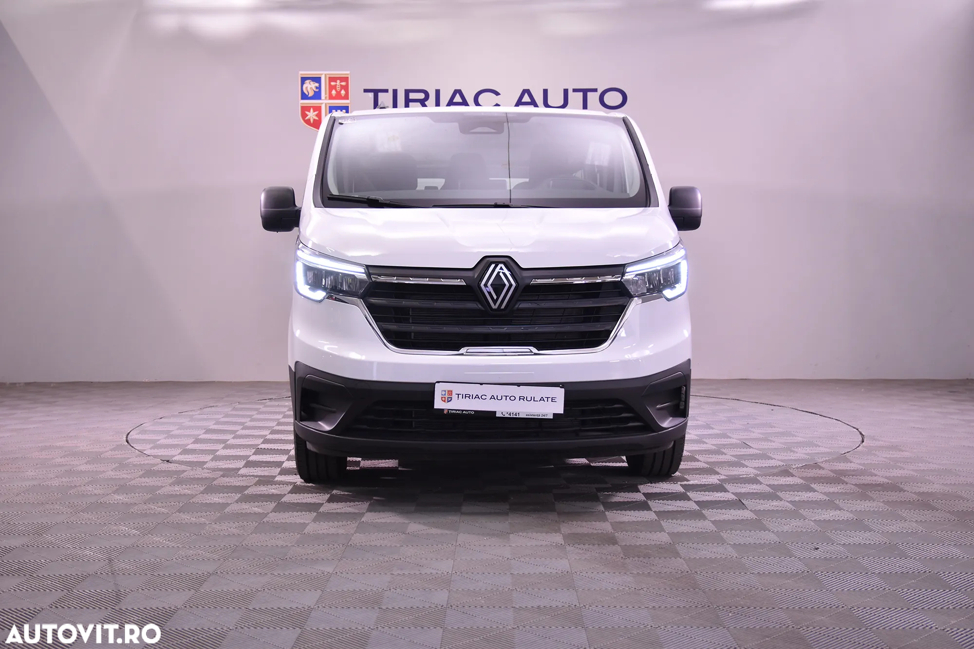 Renault Trafic - 8