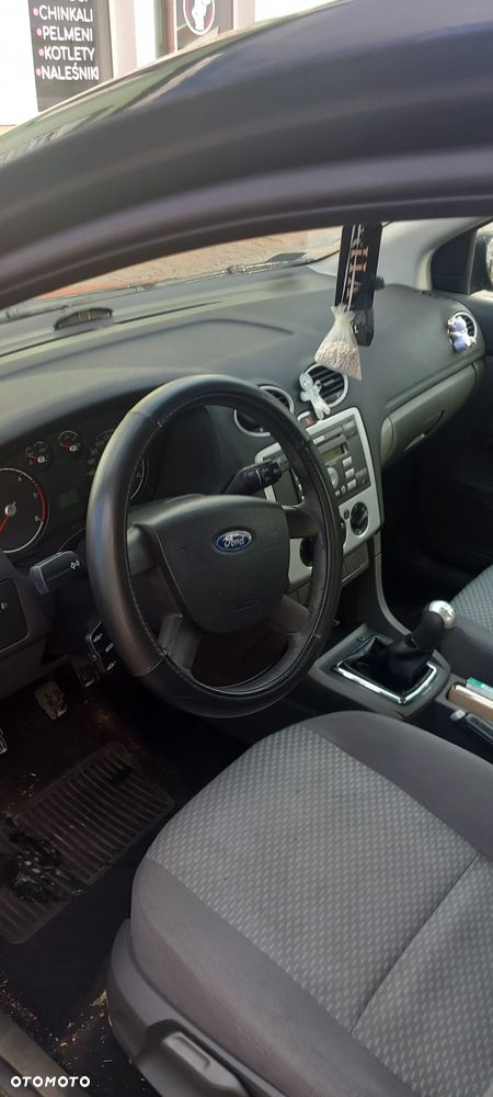 Ford Focus 1.8 TDCi Trend - 4