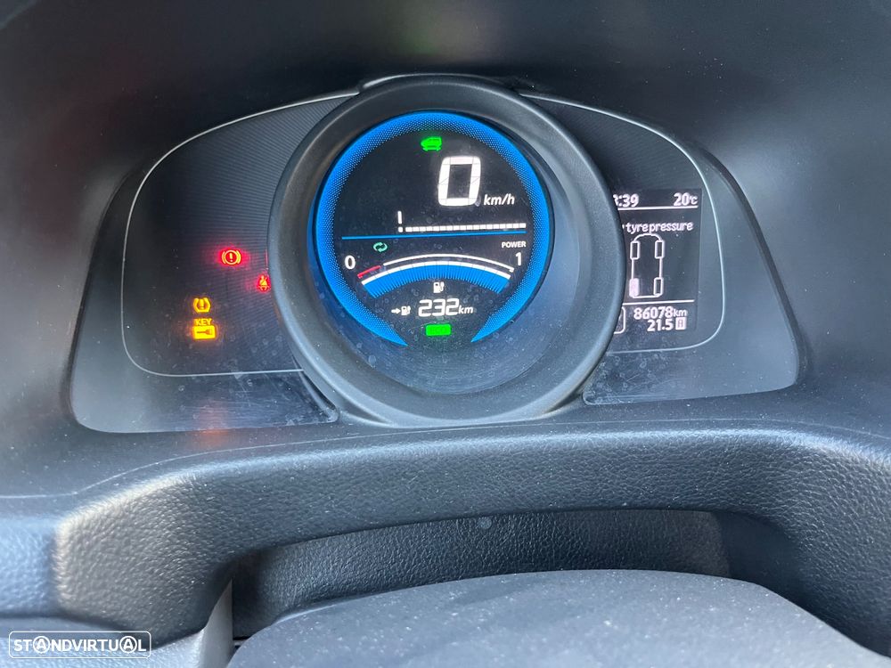 Nissan NV200 Combi - 24