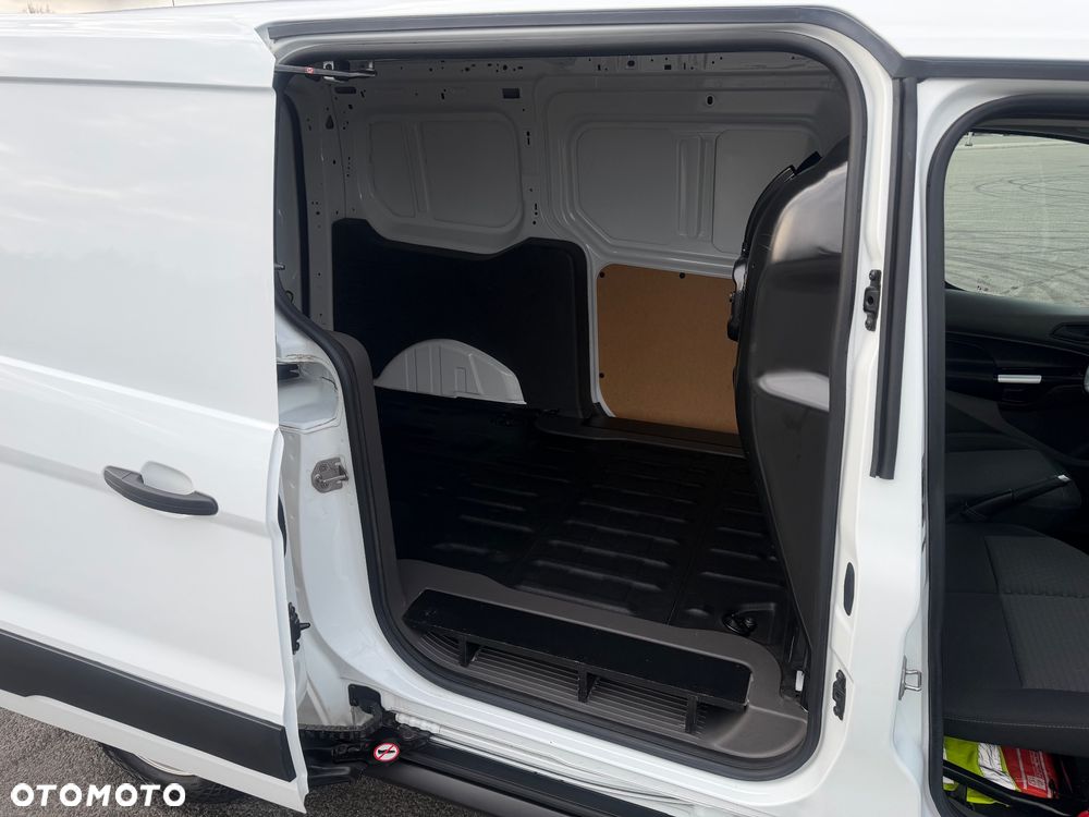 Ford Transit Connect - 32