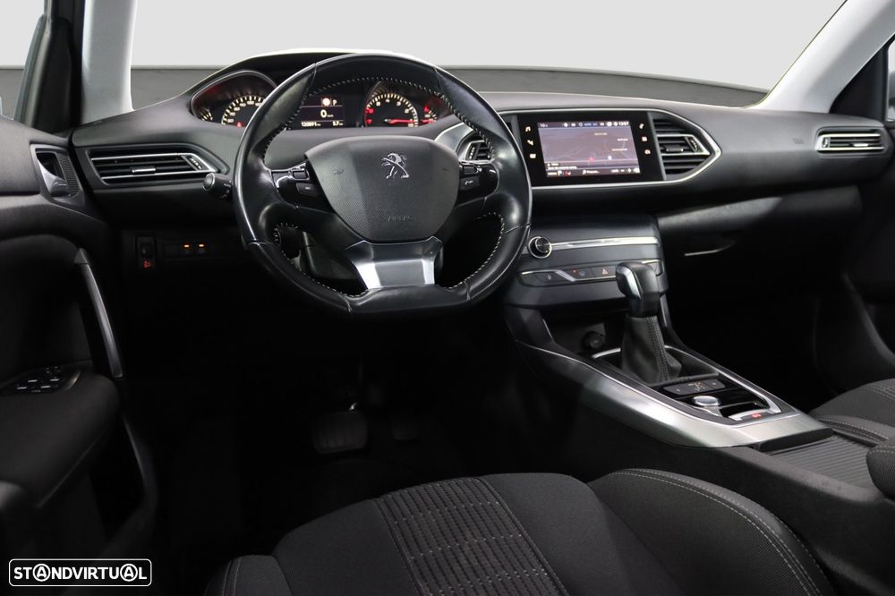 Peugeot 308 1.2 PureTech Allure EAT6 - 6