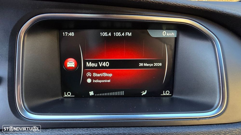 Volvo V40 1.6 D2 Momentum Powershift Eco - 24