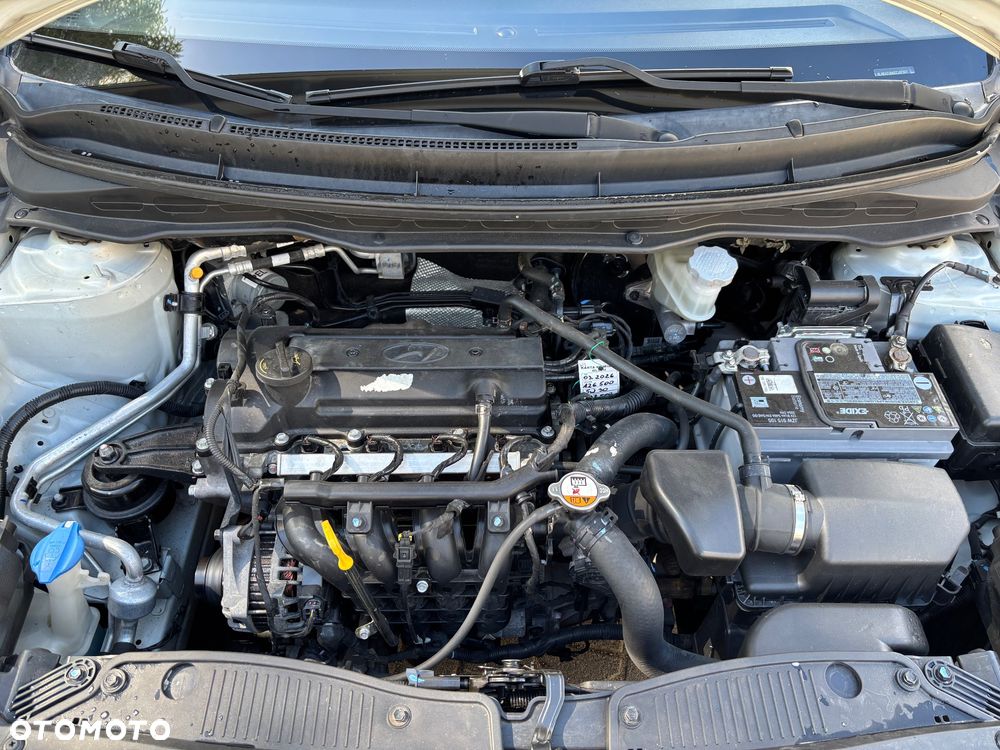 Hyundai i20 1.2 Trend - 24