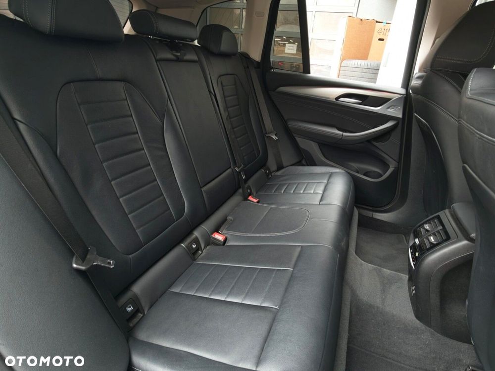 BMW X3 xDrive30i mHEV sport - 19