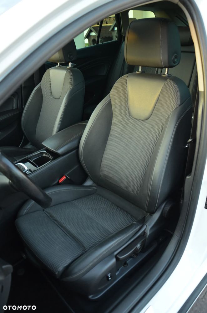 Opel Insignia 2.0 CDTI ecoFLEX Start/Stop Sport - 16