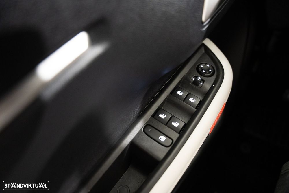 Citroën e-C3 44 kWh Autonomia Conforto Max - 26