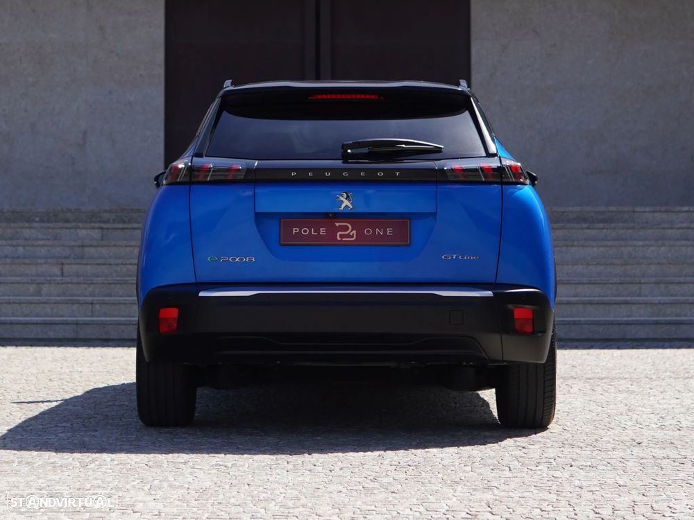 Peugeot e-2008 50 kWh GT Pack - 9