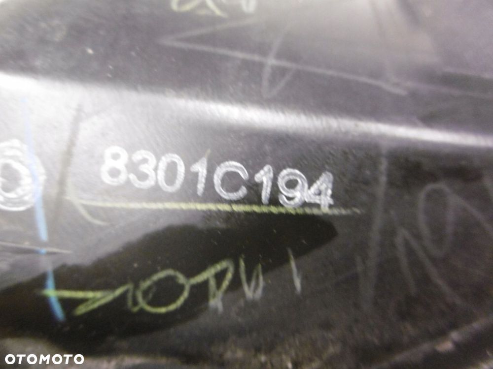 MITSUBISHI SPACE STAR II LIFT - lampa przednia prawa - 9