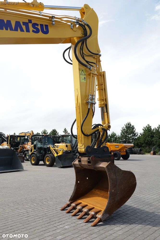 Komatsu PC210LC-11 - 14
