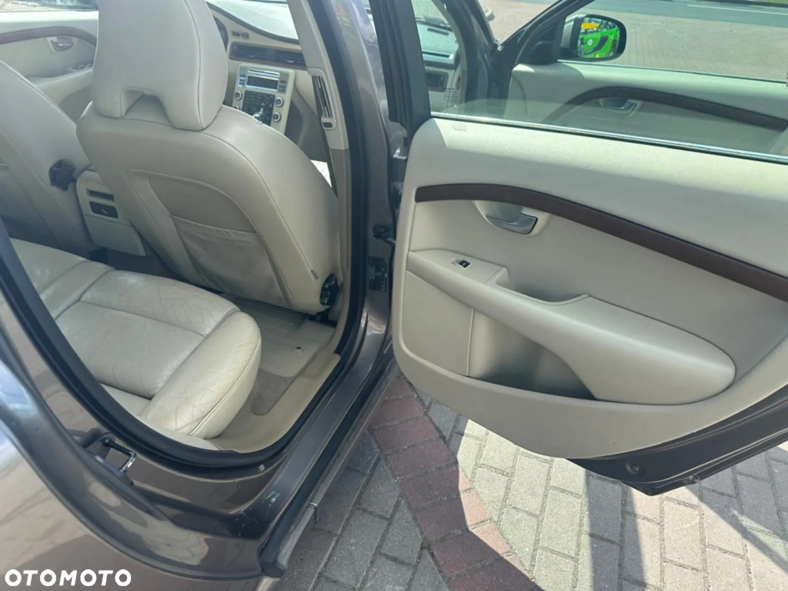 Volvo V70 - 12